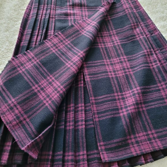 Vintage Pleated Wool Blend Skirt in XS - Picture 4 of 5